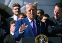 Trump Delays Planned Iran Strike After Gulf Nations Push for Diplomacy, Warns Military Action Still Possible US President Donald Trump speaking about Iran tensions and Middle East diplomacy