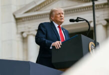 US-Iran Tensions 2026 Deepen as Trump Says Tehran Wants Deal but Military Option Remains Open Donald Trump speaking during a White House cabinet meeting amid rising US-Iran tensions and Middle East crisis