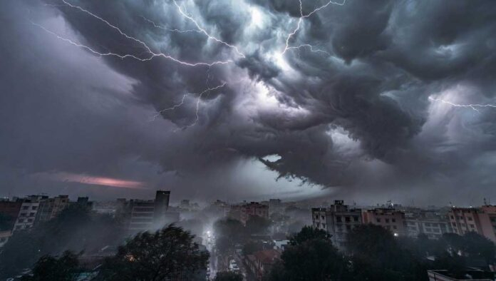India Weather Alert: Thunderstorms, Gusty Winds, and Rain Likely Across North India on May 5