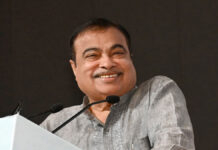 100% Ethanol Fuel Gets Legal Approval Push: Nitin Gadkari Says India Moves Closer to Alternative Fuel Future Union Minister Nitin Gadkari speaking at an event promoting 100% ethanol fuel vehicles in India.