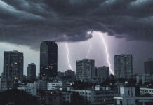 Delhi-NCR Weather Alert: IMD Issues Yellow Warning for Rain, Thunderstorms and Strong Winds; Humidity to Keep Heat Uncomfortable Dark clouds gather over Delhi-NCR as IMD issues a yellow weather alert for thunderstorms and strong winds