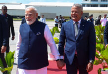 PM Narendra Modi Showcases India’s Rich Handicraft Heritage with Cultural Gifts During Seychelles Visit Prime Minister Narendra Modi gifted handcrafted artworks and traditional textiles from across India to Seychelles' top leadership during his official visit.